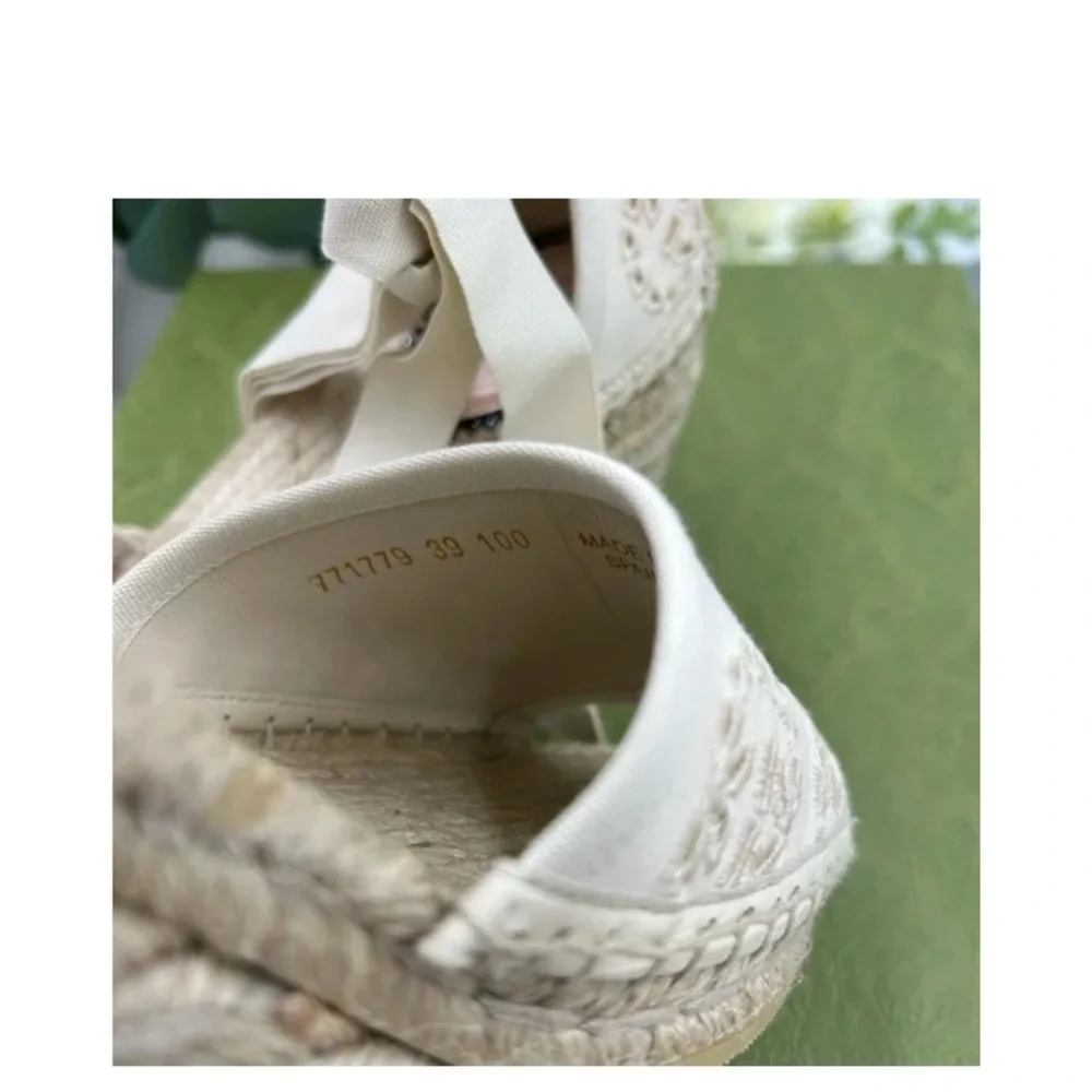 Gucci espadrille interlocking G canvas sandal size 39 made in Spain